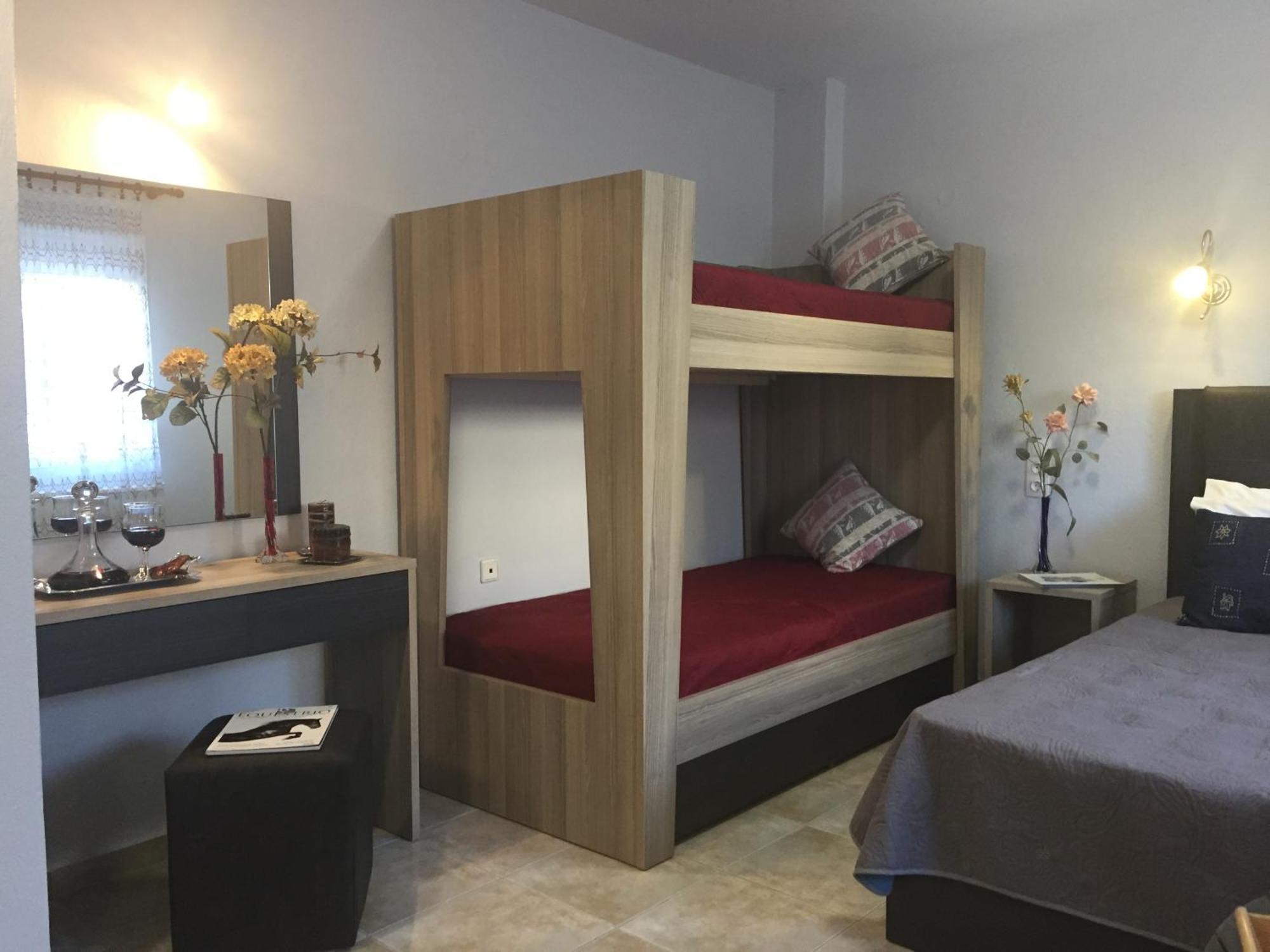 Litsa Haus Estate Residences & Suites - Adults Only & Kids 8 Plus- Аспровалта Екстериор снимка