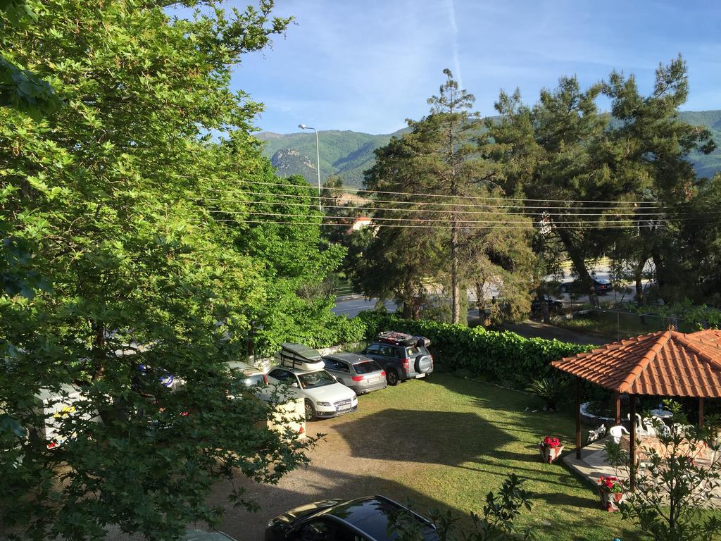 Litsa Haus Estate Residences & Suites - Adults Only & Kids 8 Plus- Аспровалта Екстериор снимка